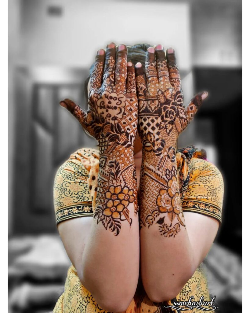 Back Hand Mehndi Design for Bridal