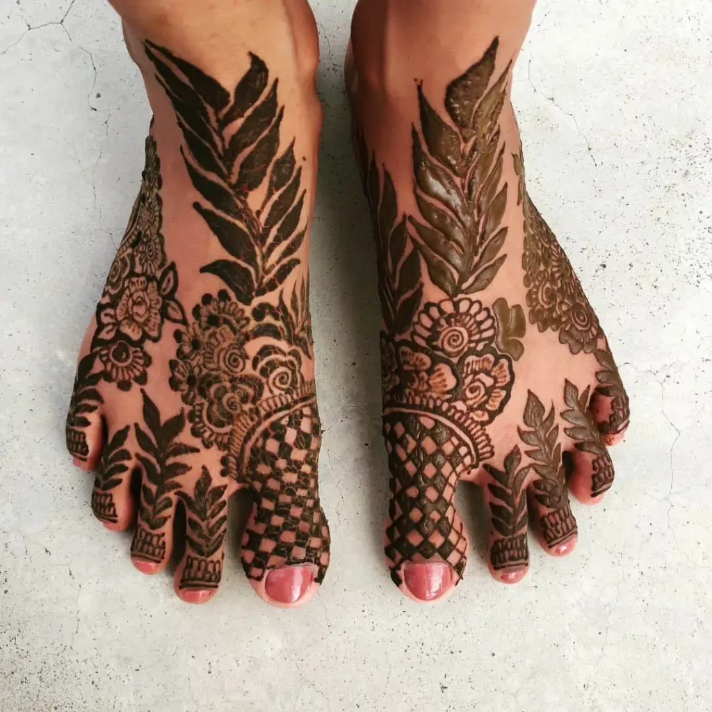 Beautiful Foot Mehndi Design