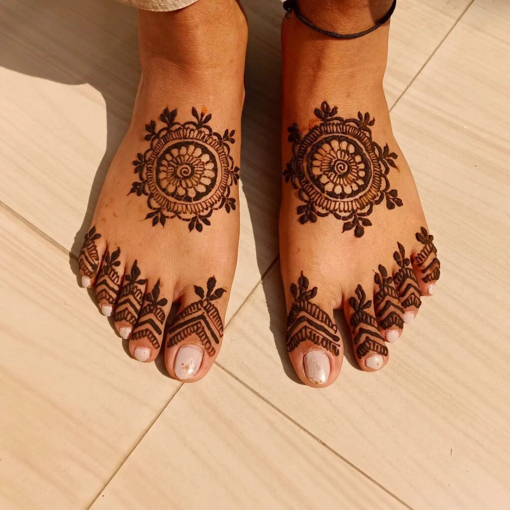 Foot Design Mehndi Bridal
