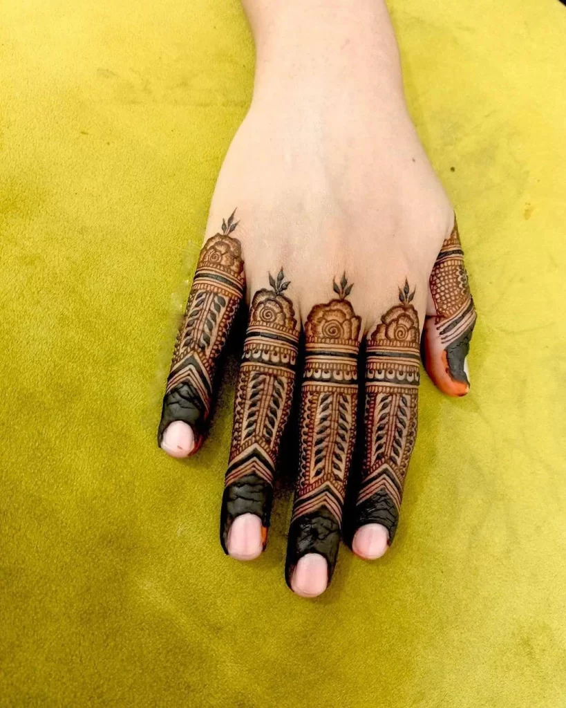 Finger Henna Ideas